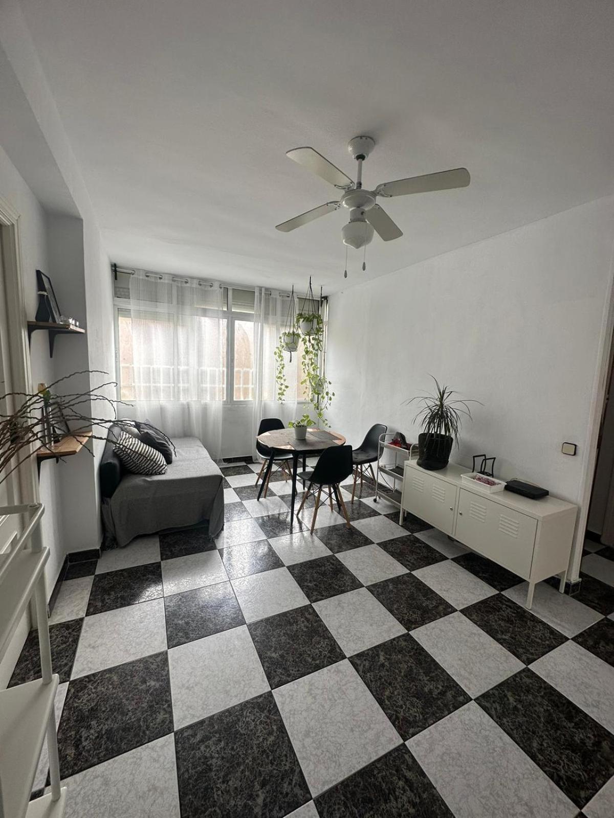 Habitacion 3 - 3 Planta Sin Ascensor En Piso Compartido No Es Piso Entero! Fuengirola Esterno foto